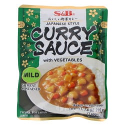 Curry sauce et legumes amakuchi 210g S&B (6/10)