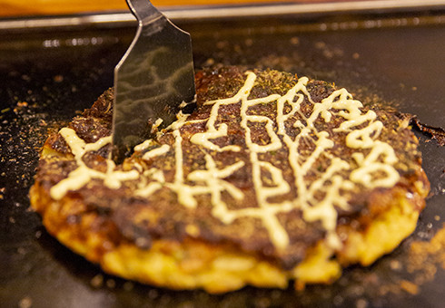 Okonomiyaki recipe : Japanese savoury pancake 🎬