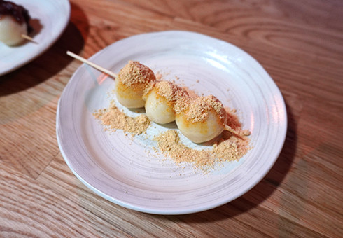 Tofu shiratama dango