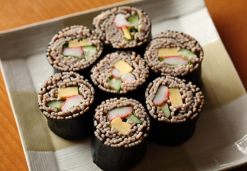 Maki Soba, le maki original aux nouilles de sarasin!
