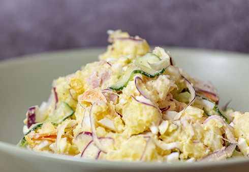 Recette de  salade de pommes de terre japonaise : Potato Salada 🎬